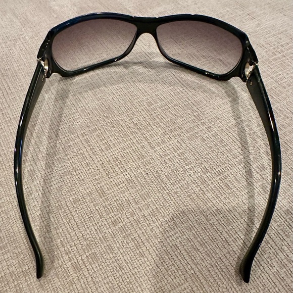 Gucci Black Horsebit Sunglasses and case